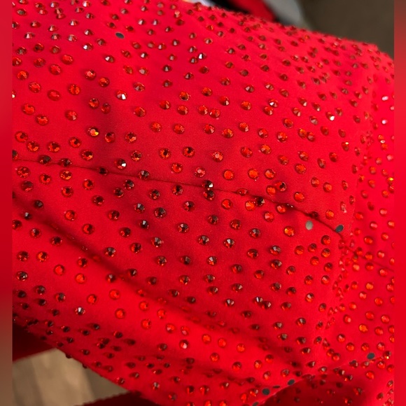 Sherri Hill red satin top with red rhinestones size 8 - Picture 4 of 5